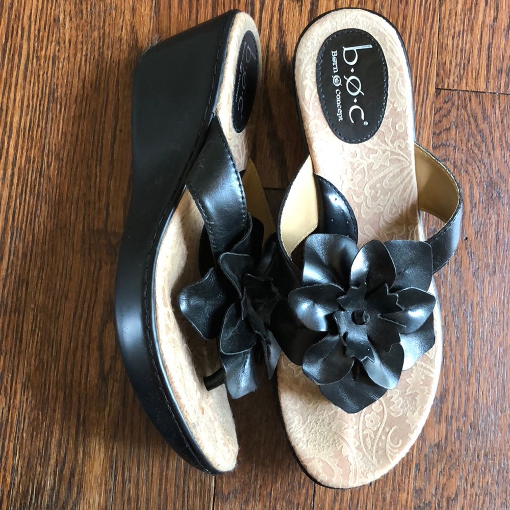 BOC Born Black wedge sandal